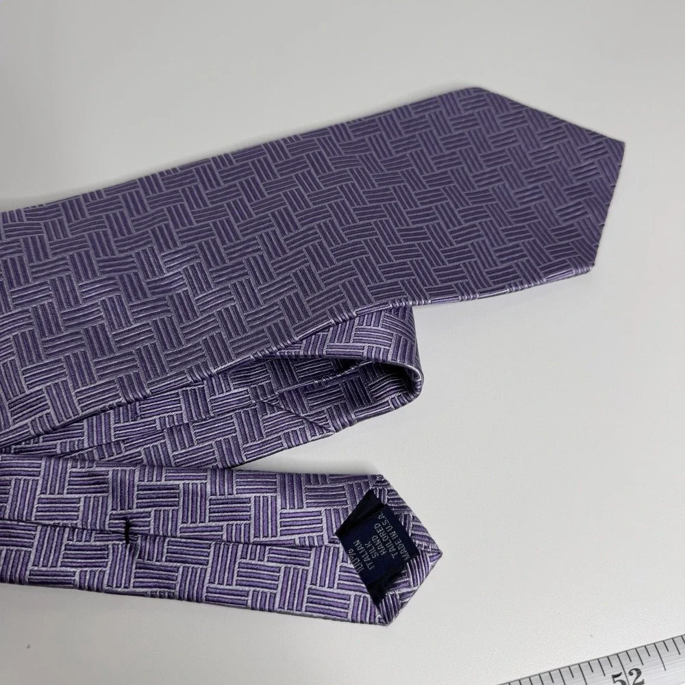 NWOT Paul‎ Fredrick Mens Silk Necktie Purple 3 3/4